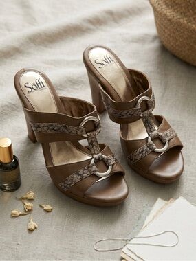 92 Söfft Calvados Snakeskin Sandals Size 10 | Leather Elegance | Glam & Comfort
